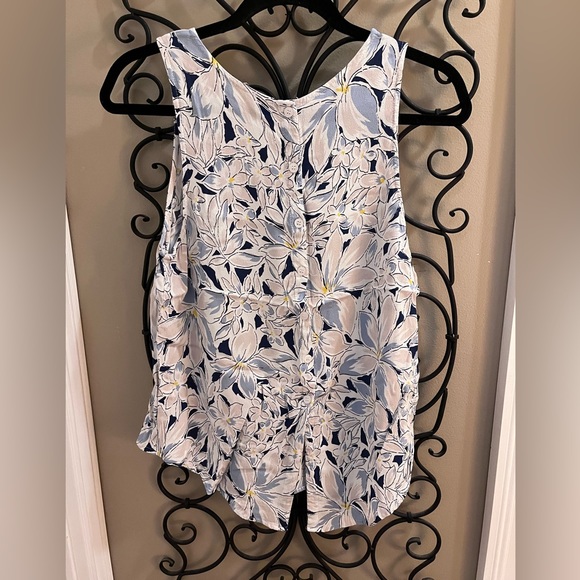 Fun2Fun Button Back Top Size M - Picture 3 of 7